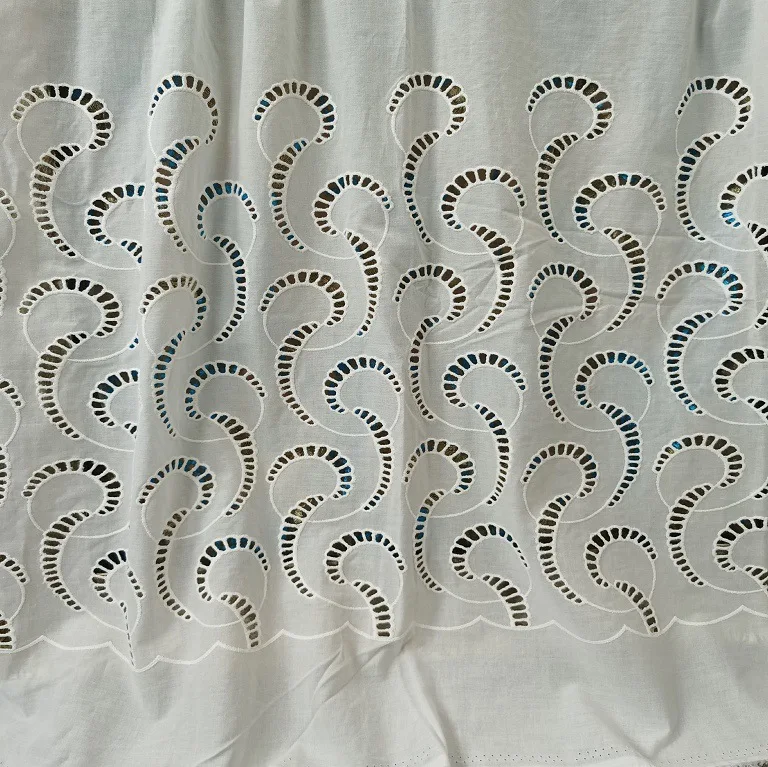 100% cotton embroidered hollow - огляд і ціна Sewing Eyelet Fabric